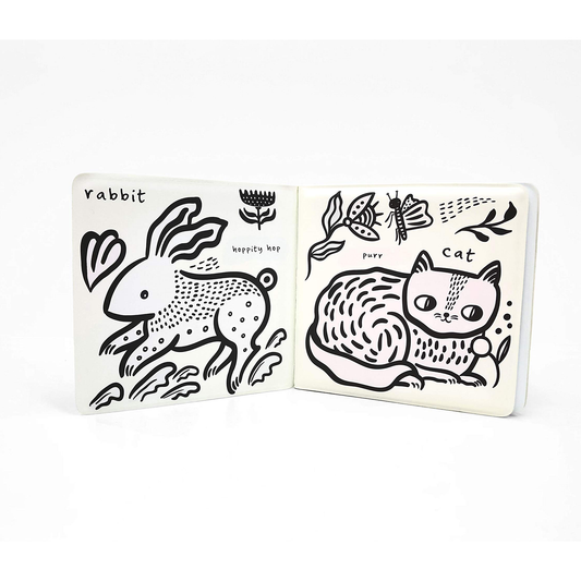 Colour Me: Who Loves Pets? : Watch Me Change Colour in Water Volume 6 - My Little J